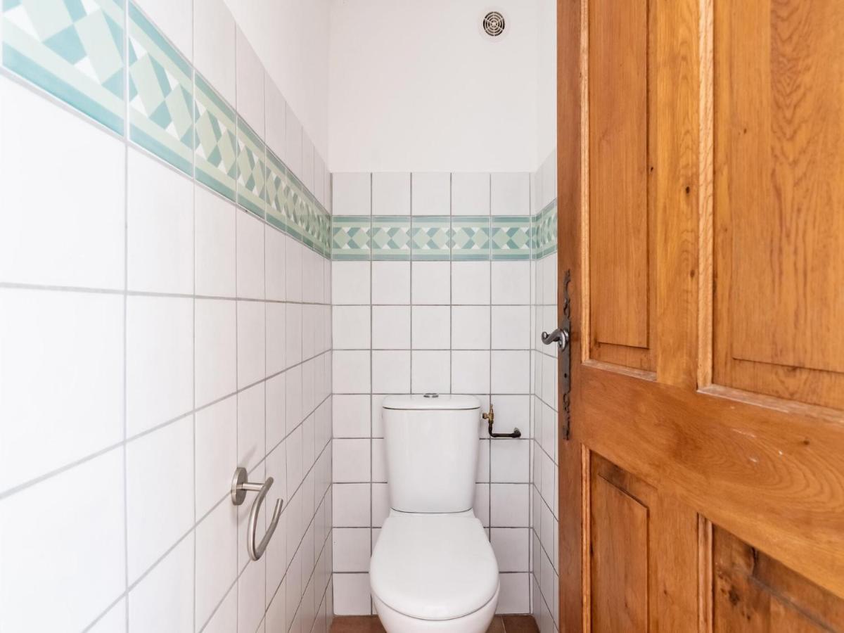 Classy Holiday Home In Les Vans With Pool Chambonas Eksteriør billede